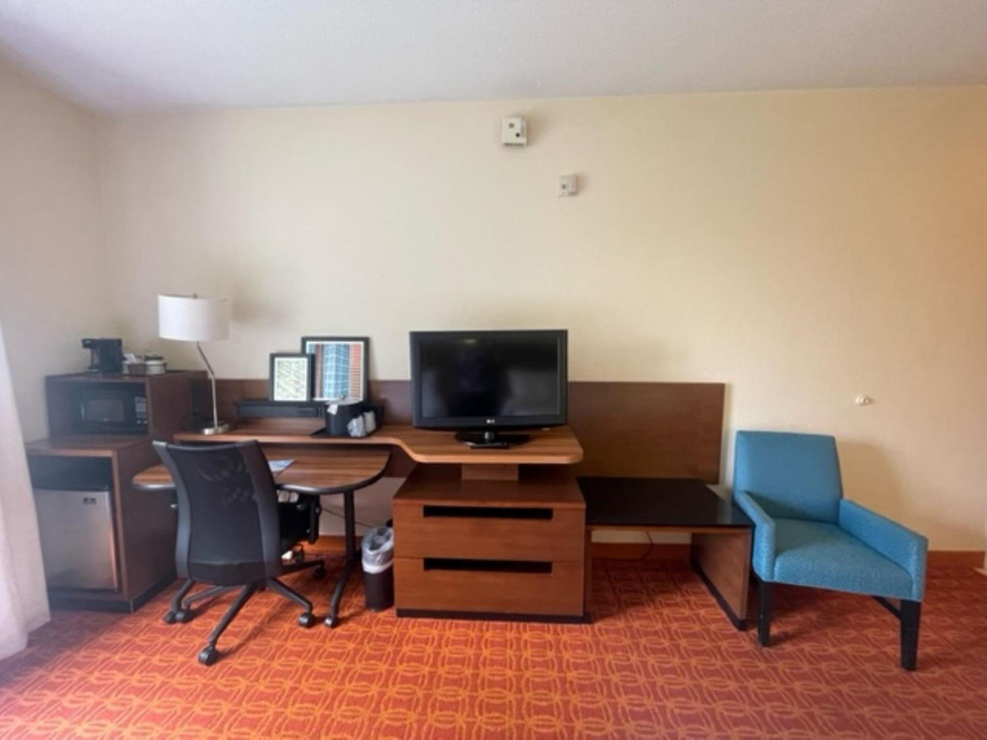 Fairfield Inn And Suites By Marriott Potomac Mills Woodbridge Dış mekan fotoğraf