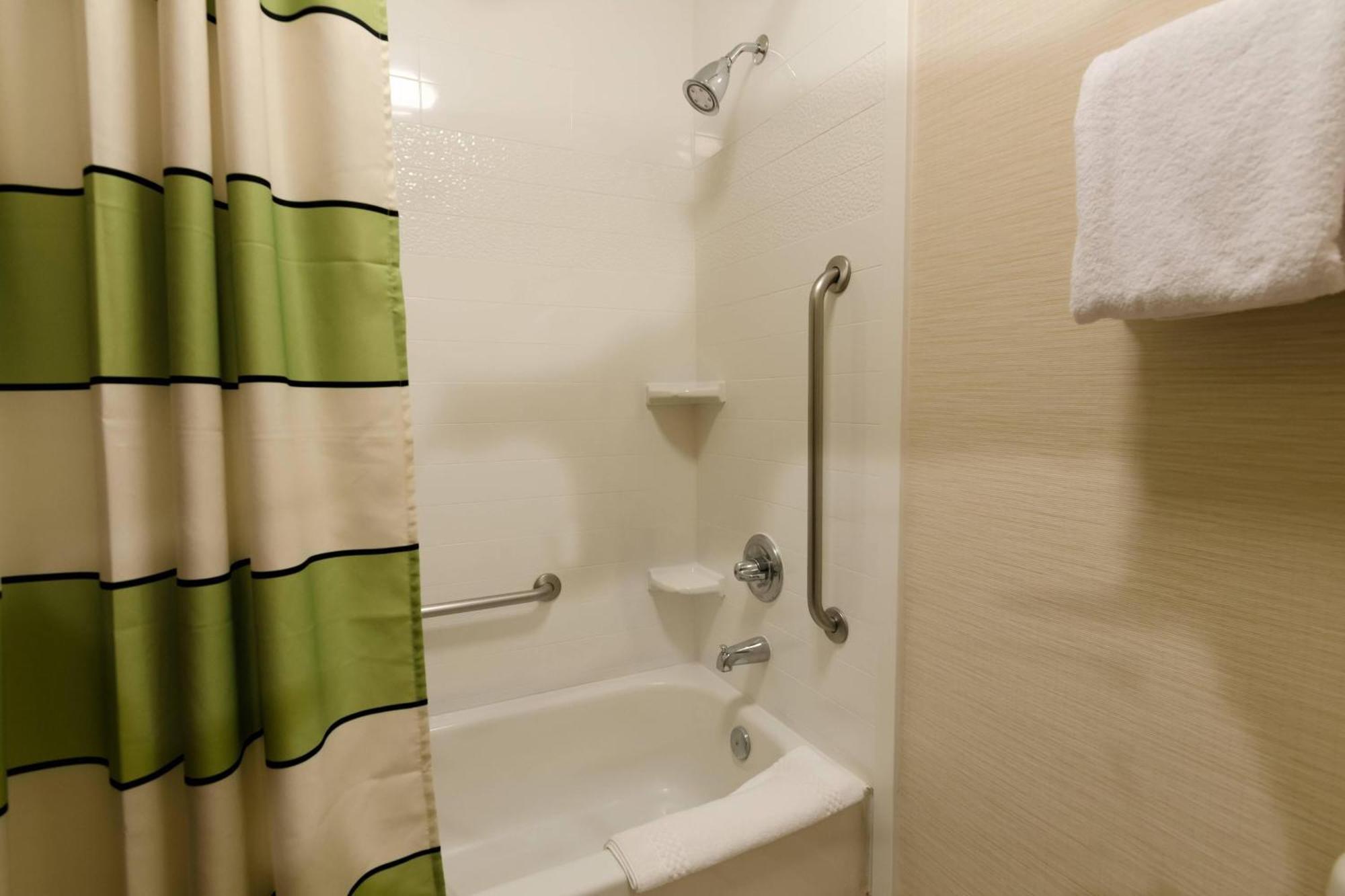 Fairfield Inn And Suites By Marriott Potomac Mills Woodbridge Dış mekan fotoğraf