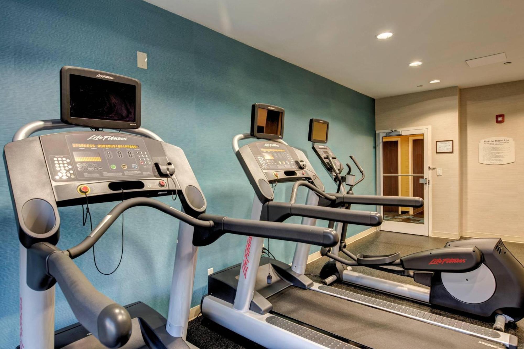 Fairfield Inn And Suites By Marriott Potomac Mills Woodbridge Dış mekan fotoğraf