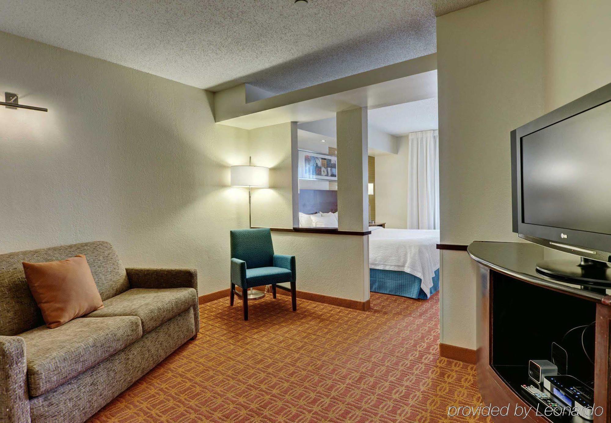 Fairfield Inn And Suites By Marriott Potomac Mills Woodbridge Dış mekan fotoğraf
