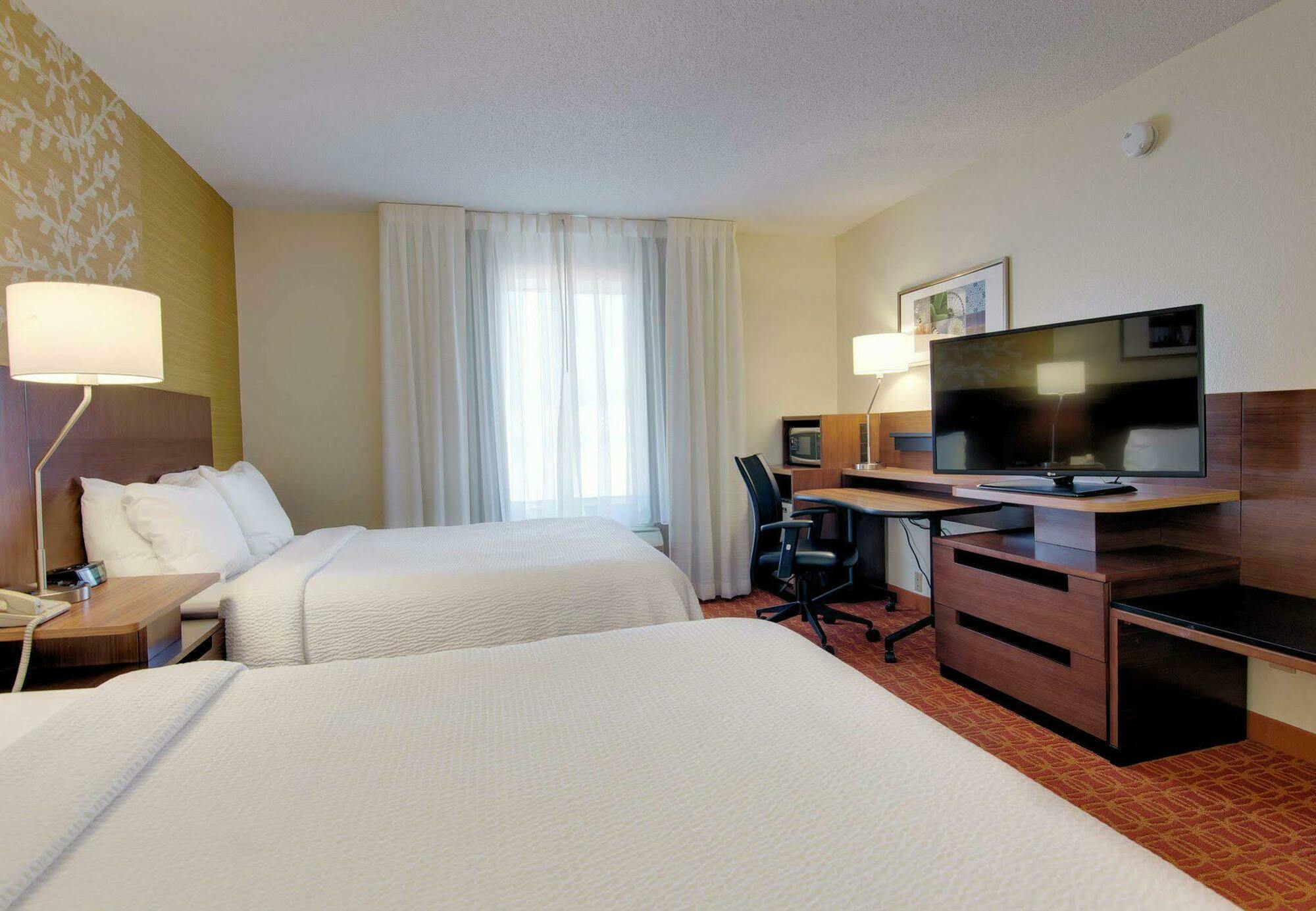 Fairfield Inn And Suites By Marriott Potomac Mills Woodbridge Dış mekan fotoğraf